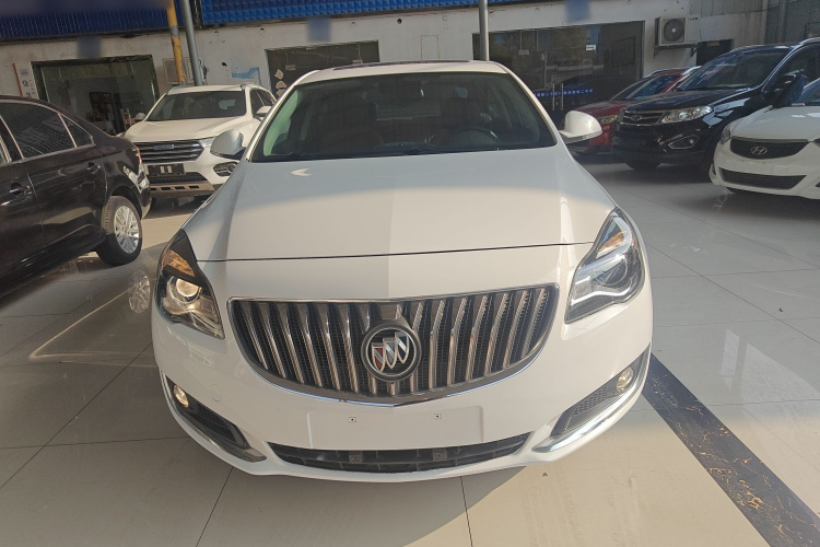 别克 君威 2015款 1.6T 精英技术型车身外观2