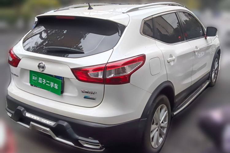 日产 逍客 2016款 2.0L CVT精英版车身外观6005