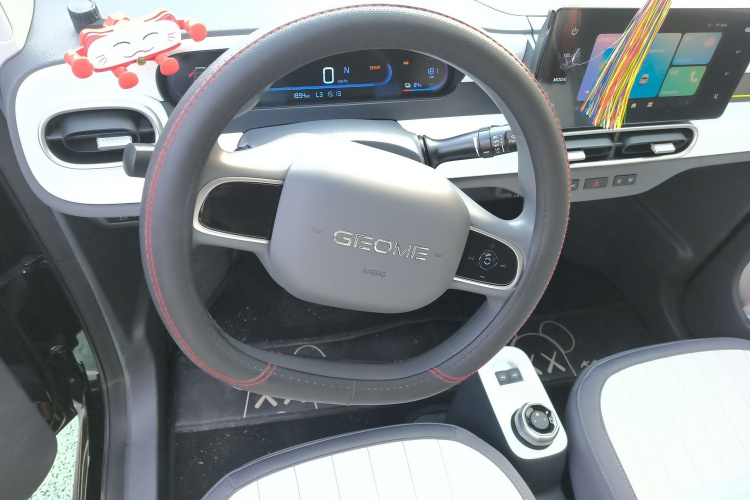 吉利银河 2025款 210km 熊猫卡丁局部细节13