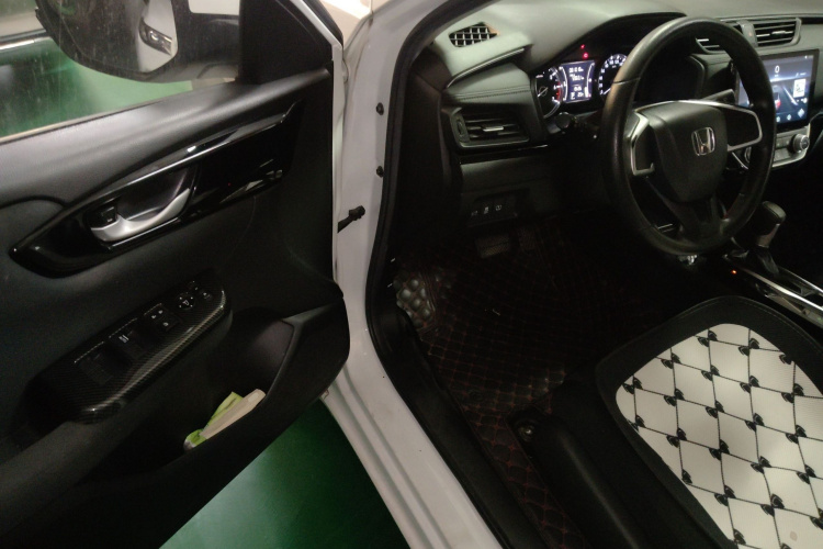 本田 凌派 2019款 180Turbo CVT舒适版 国V中控内饰20