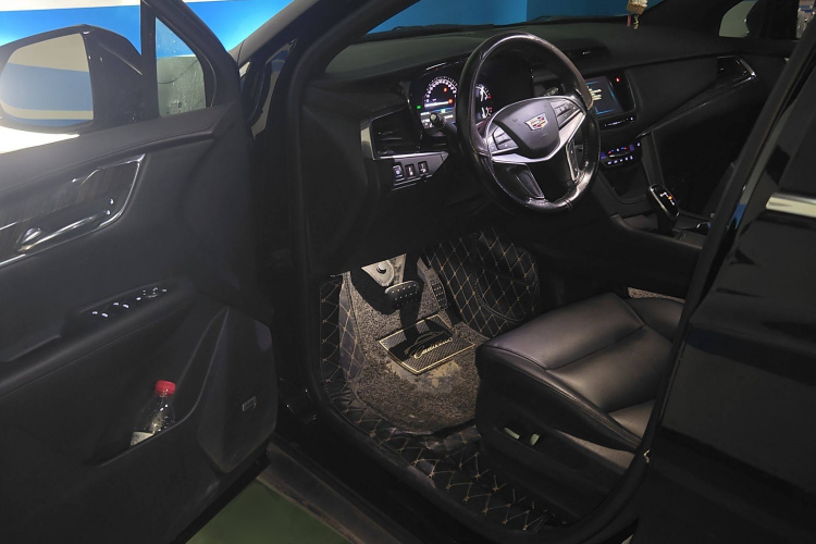 凯迪拉克XT5 2018款 28E 四驱技术型中控内饰7003