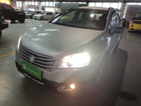 铃木 锋驭 2014款 1.6L CVT两驱进取型