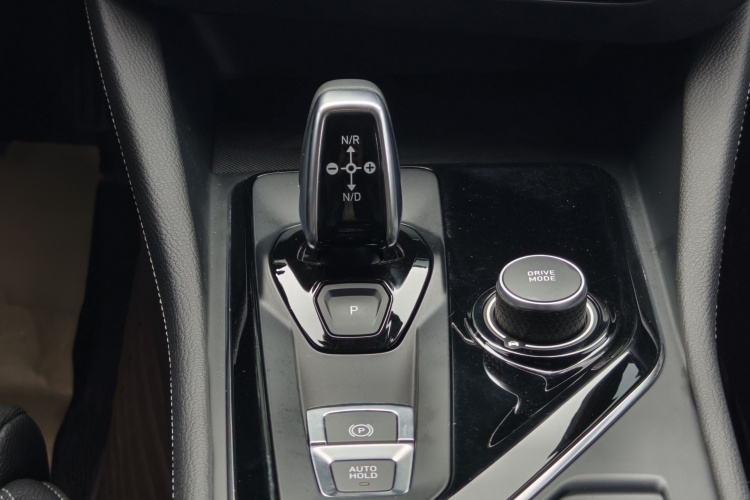 领克03 2021款 2.0TD 自动劲 冠军版局部细节9003