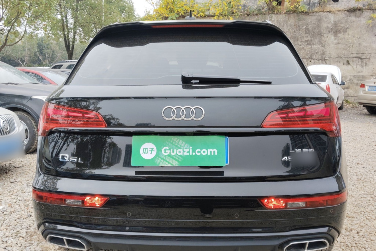 奥迪Q5L 2024款 45 TFSI 豪华动感型车身外观6004