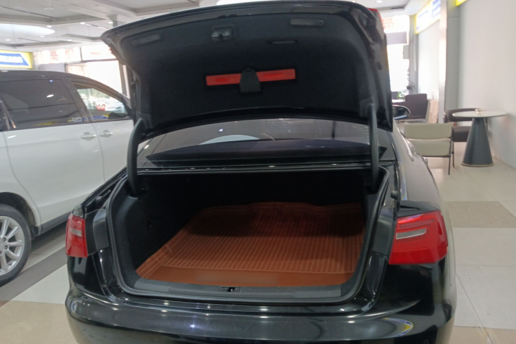 奥迪A6L 2014款 30 FSI 技术型机舱底盘23