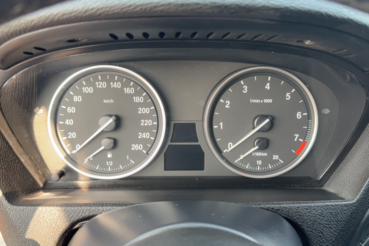 宝马X5(进口) 2011款 xDrive35i 领先型局部细节14