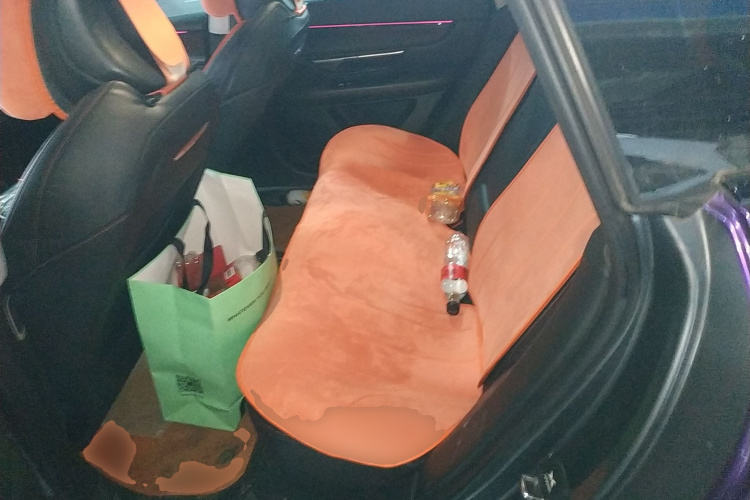 小鹏P7 2022款 670N+中控内饰21