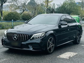 奔驰C级 2020款 改款 C 260 运动版