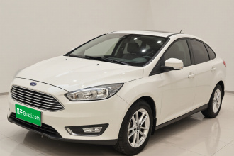 福特 福克斯 2017款 三厢 1.6L 自动风尚型智行版