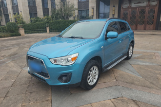 三菱 劲炫ASX 2013款 2.0L CVT两驱精英版