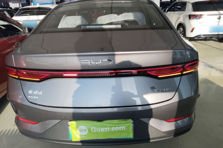 比亚迪 秦PLUS 2025款 DM-i 智驾版 55KM领先型车身外观6004