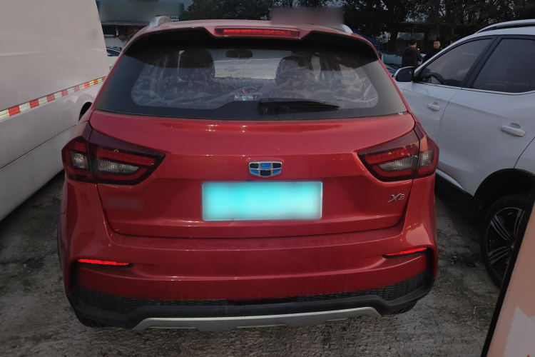 吉利汽车 远景X3 2019款 升级版 1.5L 手动尊贵型车身外观6