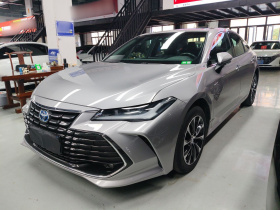 丰田 亚洲龙 2023款 双擎 2.5L 豪华版