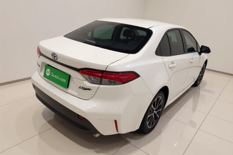 丰田 雷凌 2023款 TNGA 1.5L CVT进取版车身外观7