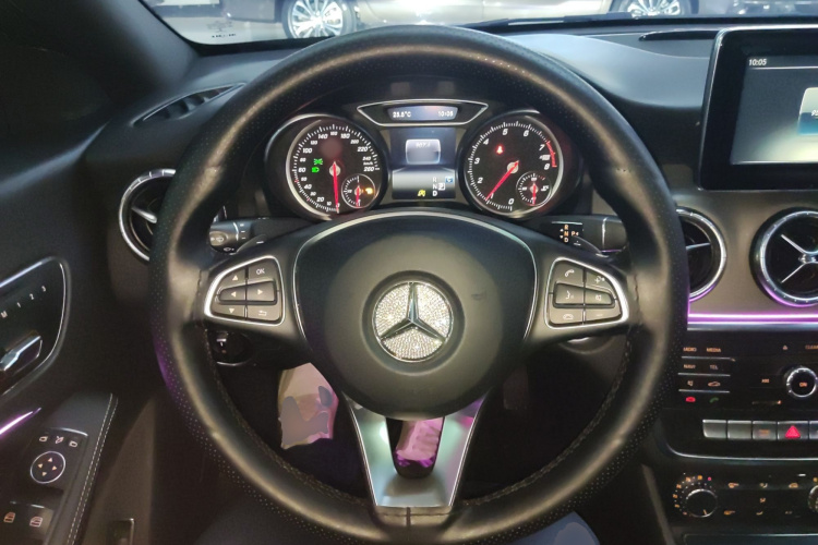 奔驰CLA 2016款 改款 CLA 200 时尚型局部细节13