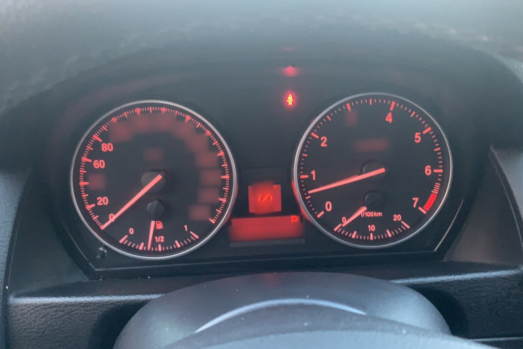 宝马X1 2014款 sDrive18i 领先型局部细节14