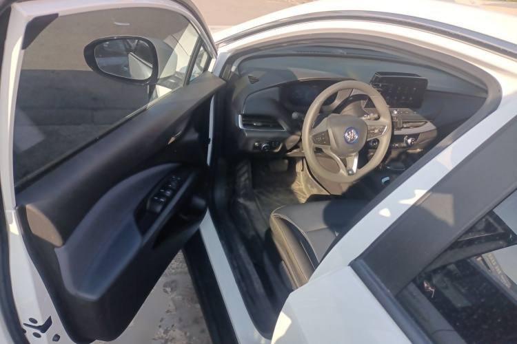 别克 微蓝6 2023款 430km 出行版中控内饰20