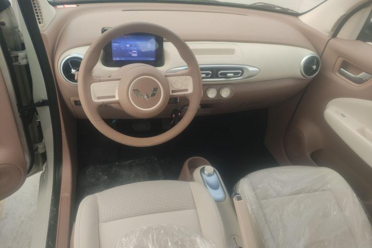 五菱汽车 宏光MINIEV 2025款 四门版 进阶款中控内饰12