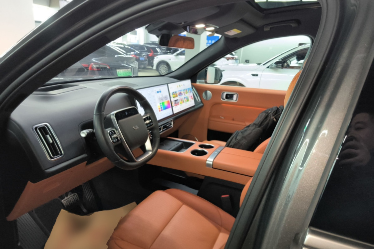 理想汽车 理想L9 2022款 Max局部细节19