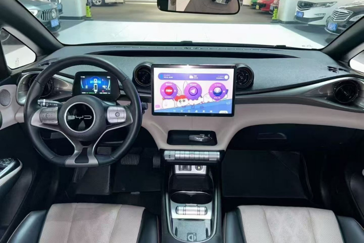 比亚迪 海豚 2023款 420km 时尚版中控内饰7001