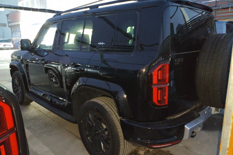 方程豹 豹5 2025款 天神智驾Ultra版车身外观6003