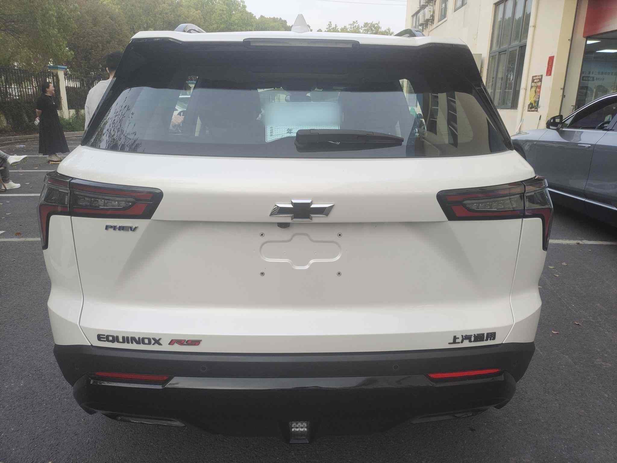 雪佛兰 探界者Plus 2024款 102km RS 至臻版(4)