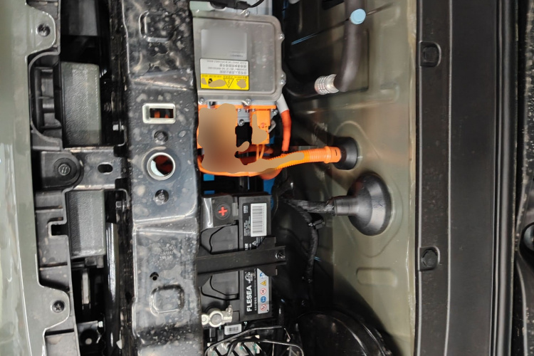 吉利银河 2025款 210km 熊猫骑士机舱底盘24