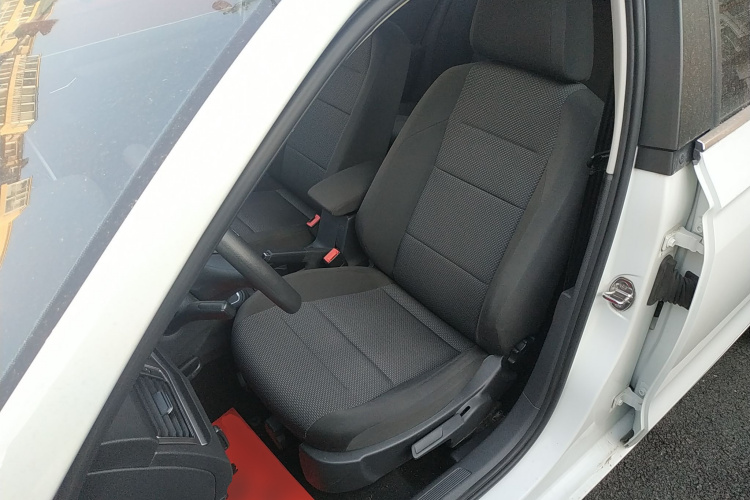 大众 宝来 2018款 1.5L 自动时尚型中控内饰19