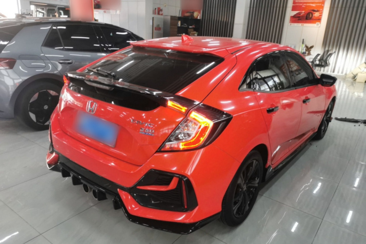 本田 思域 2021款 HATCHBACK 220TURBO CVT潮酷控车身外观7