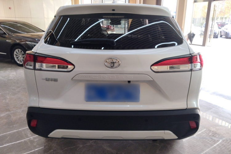 丰田 卡罗拉锐放 2024款 2.0L 精英版车身外观6