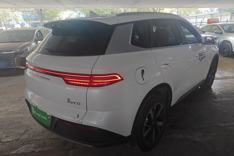 比亚迪 宋Pro新能源 2023款 冠军版 DM-i 110KM卓越型车身外观6005