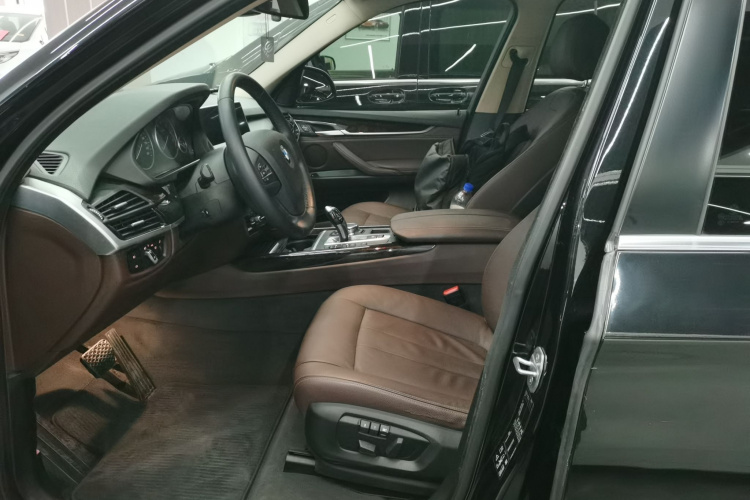宝马X5(进口) 2015款 xDrive28i中控内饰19