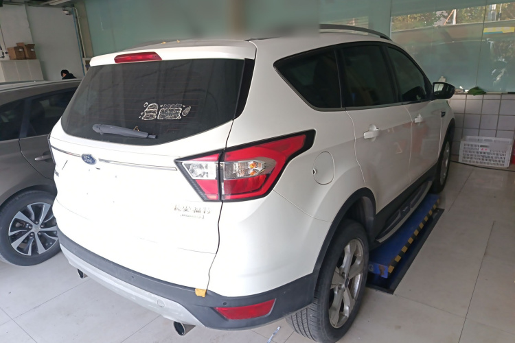 福特 翼虎 2018款 EcoBoost 180 两驱铂翼型车身外观7