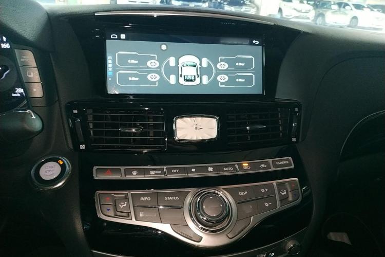 英菲尼迪Q70 2017款 Q70L 2.5L 精英版局部细节16