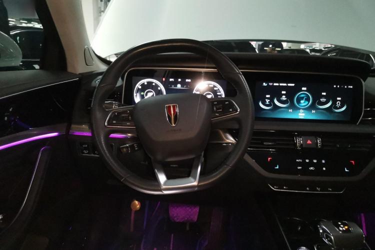 红旗HS5 2022款 改款 2.0T 智联旗享版中控内饰13