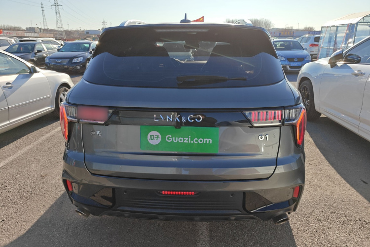 领克01 2021款 2.0TD 两驱型Pro车身外观6