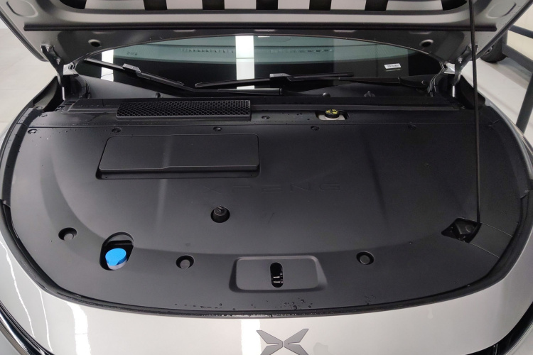 小鹏P7+ 2024款 长续航 Max机舱底盘24