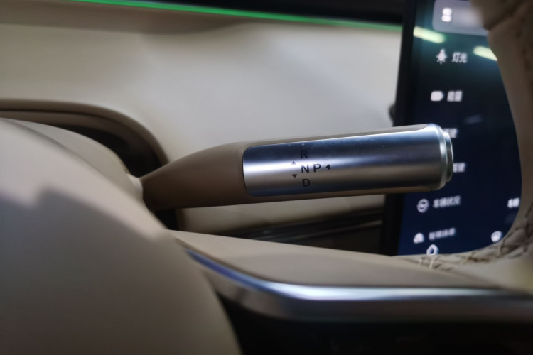 鸿蒙智行 智界R7 2024款 纯电 736km UItra局部细节18