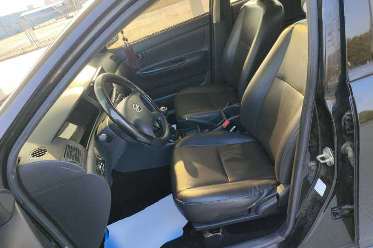 比亚迪F3 2020款 1.5L 手动经典型中控内饰19