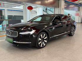 沃尔沃S90新能源 2025款 插电式混动 四驱长续航智雅豪华版