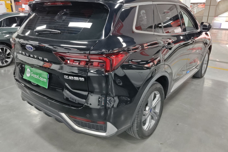 福特 领睿 2023款 EcoBoost 170 铂领型车身外观7