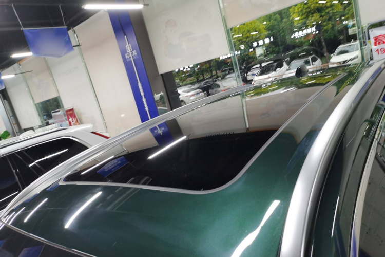 理想汽车 理想ONE 2021款 增程6座版局部细节57