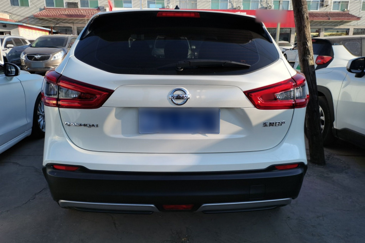 日产 逍客 2022款 2.0L CVT XV智享版车身外观6