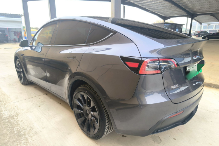 特斯拉 Model Y 2021款 长续航全轮驱动版 3D7车身外观6007
