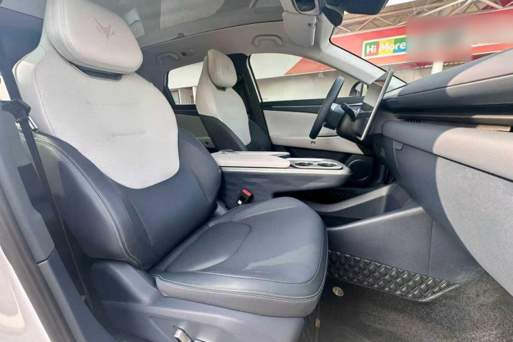 ARCFOX极狐 极狐 阿尔法T5(ARCFOX αT5) 2025款 520 MAX中控内饰7010