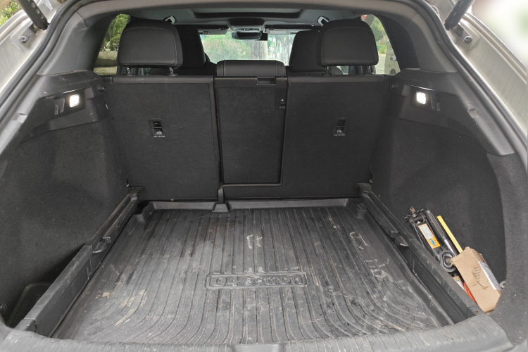 奥迪Q4 e-tron 2023款 40 e-tron 创境版中控内饰23