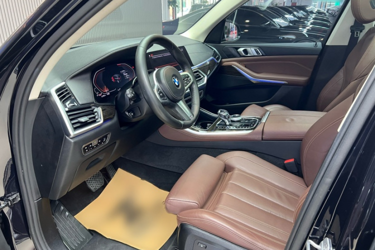 宝马X5(进口) 2019款 xDrive40i M运动套装中控内饰7005