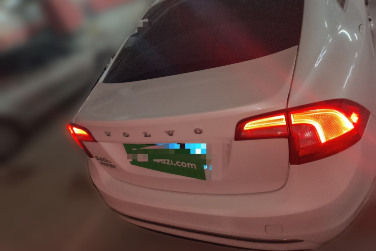 沃尔沃S60 2015款 S60L 2.0T 智远版车身外观6004