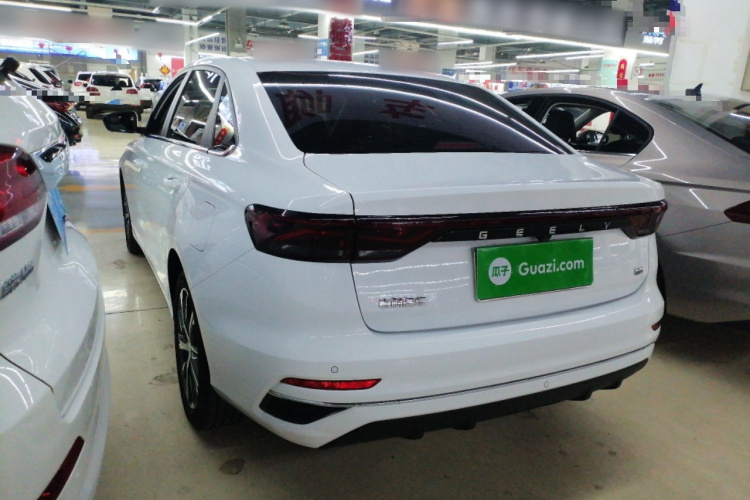 吉利汽车 帝豪 2023款 第4代冠军版 1.5L CVT旗舰型车身外观4