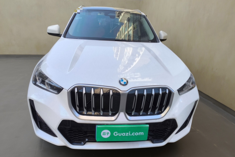 宝马X1 2024款 sDrive25Li M运动套装车身外观2